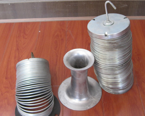 彈簧除塵骨架在木工除塵器上的應(yīng)用 彈簧除塵骨架在木工除塵器上的應(yīng)用